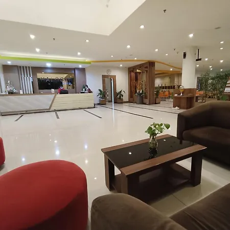 Halogen Hotel Airport Surabaya-2